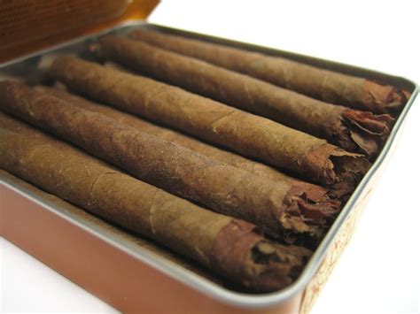 The Right Way to Store Your Cigars