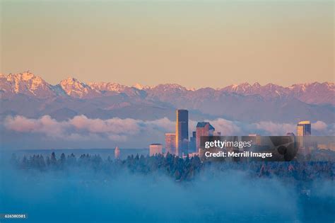 Seattle Skyline And Olympic Mountains High-Res Stock Photo - Getty Images