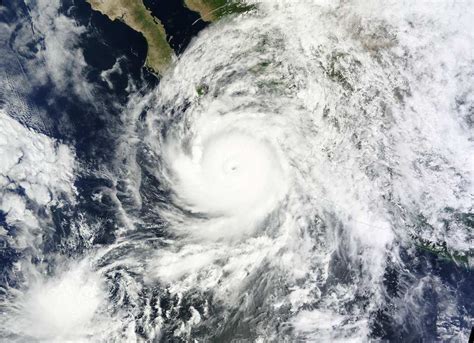 Destructive Hurricane Odile 'Just a Few Hours' from Cabo San Lucas -NHC ...