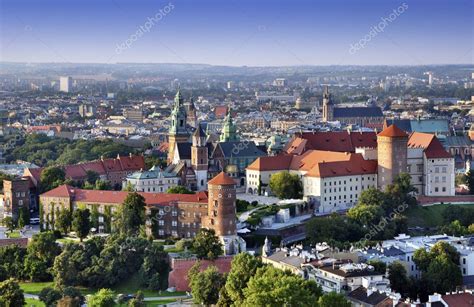 Wawel Castle in Krakow. Aerial view — Stock Photo © nahlik #9198106