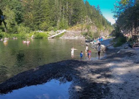 Sooke Potholes - 7 Reasons Why YOU Should Swim At Sooke Potholes