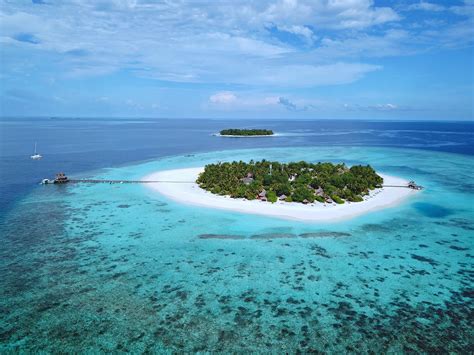 Banyan Tree Vabbinfaru | The Maldives Experts for all Resort Hotels and Holiday Options