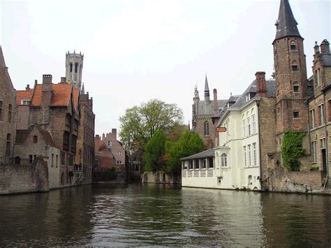 TOP WORLD TRAVEL DESTINATIONS: Amiens, France