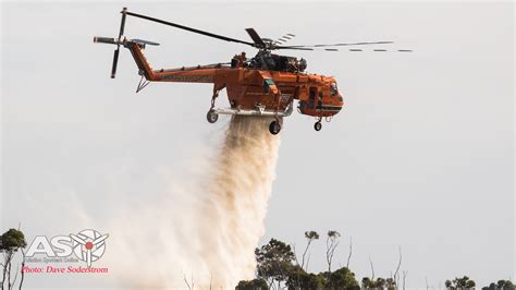 Six S-64 Air Crane® Helicopters Continue Fight in Australia | Erickson Inc.