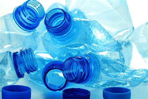 Ioniqa bouwt eerste upcyclingfabriek voor PET-plastic | Agro&Chemie