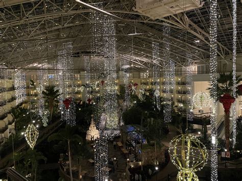 Celebrate the Magic of the Holiday Season at Gaylord Opryland