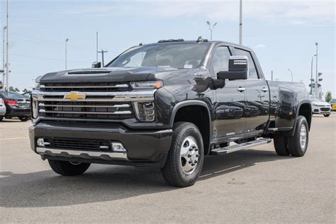 2024 Silverado 3500hd Dually - Ula Caresse