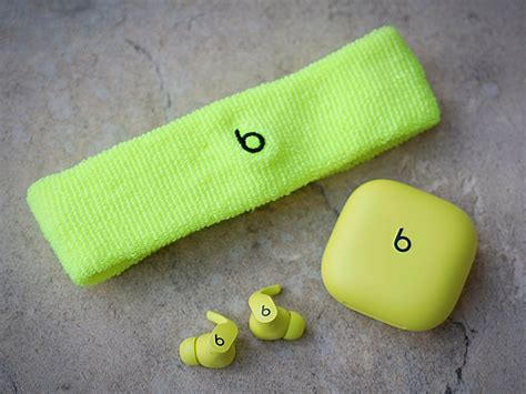 Beats Fit Pro earbuds now comes in three new bright colors - GEEKSPIN