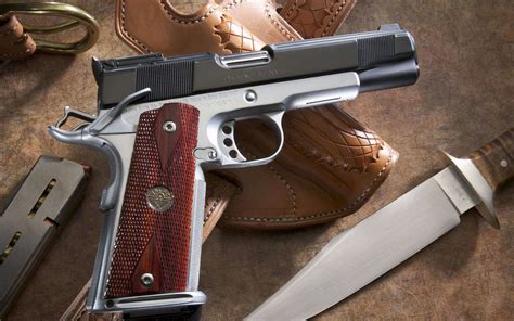 วอลเปเปอร์ : มีด, M1911, ปืนพก, ทริกเกอร์, อาวุธปืน, กระบอกปืน 1920x1200 - FabianoOliver ...