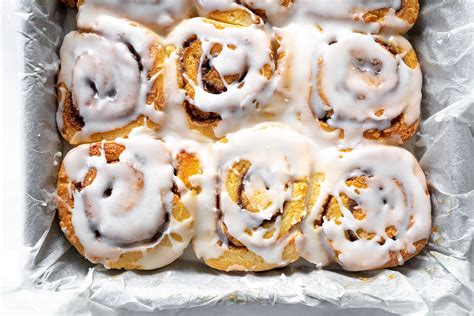 Gluten Free Cinnamon Rolls Recipe (vegan and low FODMAP option)