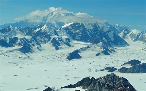 mount-logan-from-plane | Yukon, Canada | Scott | Flickr