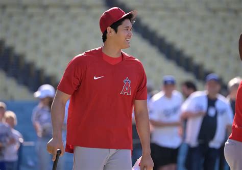 Dodgers Officially Announce Signing of Two-Way Superstar Shohei Ohtani ...