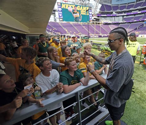 PHOTOS: Scenes from NDSU Bison victory in 1st college football game played at U.S. Bank Stadium ...