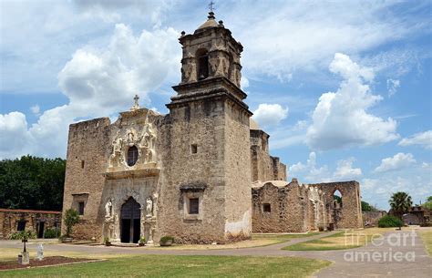 Mission San Jose Front Entrance in San Antonio Missions National ...