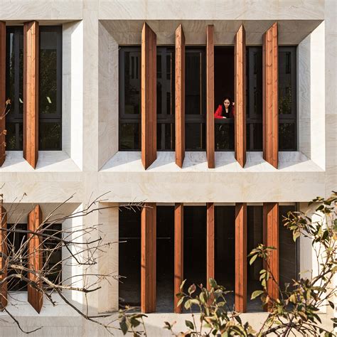 Tehran office building by AWE Office features faceted windows and ...