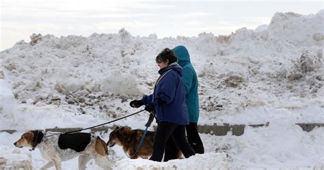 Boston braces for another blizzard with nowhere to put more snow - CBS News