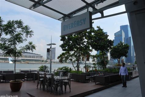 OVEREASY Bar and Diner- @ One Fullerton, Singapore - Asia Bars & Restaurants