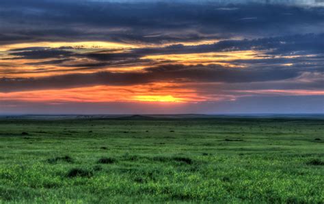 Sunset over the grassland at Badlands National Park, South Dakota image - Free stock photo ...