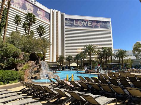 Hard Rock Las Vegas Pool: Scheduled to re-open in 2027 - Midlife Miles