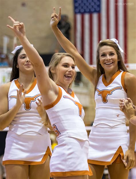 University of Texas Longhorn volleyball Orange-White scrimmage in ...