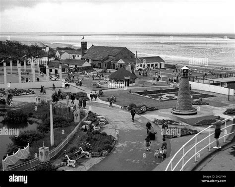 1950s holiday camp britain hi-res stock photography and images - Alamy