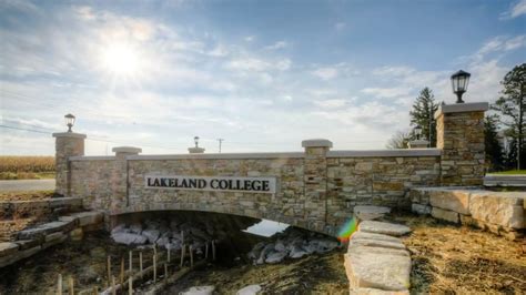 Lakeland College Entrance Construction Project | Boldt