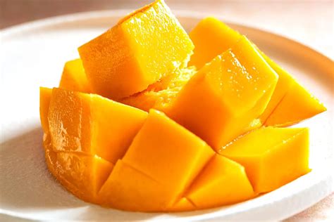 3 Ingredients Mango Dessert - Cooking With Lei