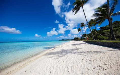 15 Best White-sand Beaches Around the World