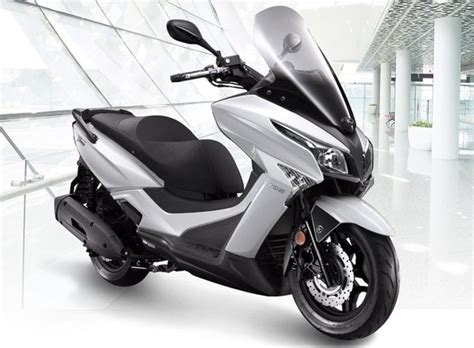 Modenas to launch new 300cc scooter on 19 November 2020 - BikesRepublic.com