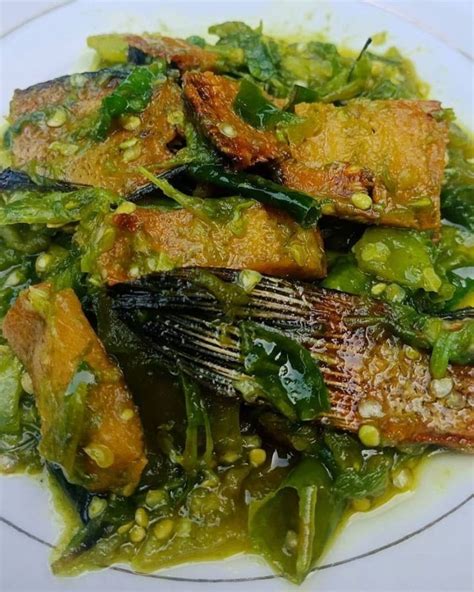 Cara membuat ikan gabus bumbu hijau sederhana ~ Selera rasa id