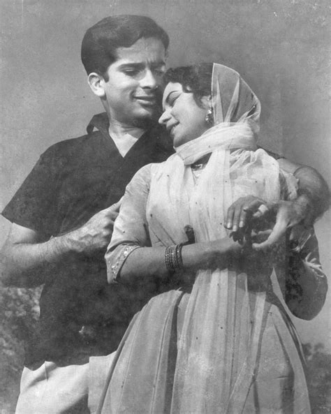 Shashi kapoor and Nanda in film Juaari 1962 | Shashi kapoor, Vintage bollywood, Asian photography