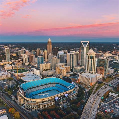 Get in the Game: Where to Watch Sports in Uptown | Uptown Charlotte, NC