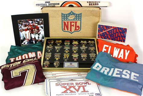 Lot Detail - 1920's-90's Football & Super Bowl Memorabilia Collection ...