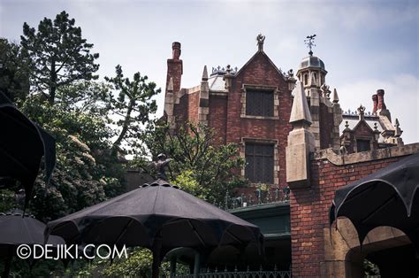 Tokyo Disneyland – Haunted Mansion | Dejiki.com