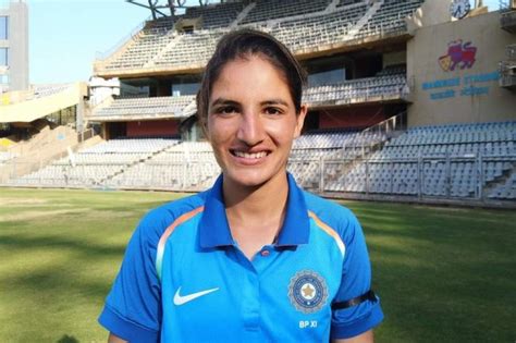 Renuka Singh: ICC Emerging Women’s Cricketer of the Year 2022 ...