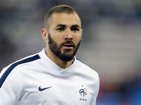 Euro 2016: French politicians dismiss Karim Benzema's allegations of exclusion on racial grounds ...
