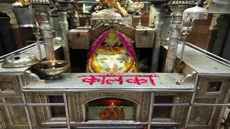 Kalkaji Mandir : शक्ति के इस पावन धाम पर पांडवों को मिला था मां कालका से विजय का आशीर्वाद | Know ...