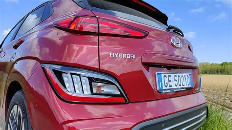 Nuova Hyundai Kona electric: la prova su strada - Wired