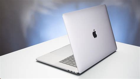 Apple MacBook Pro 15-Inch (2017)