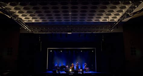 De La Warr Pavilion, Bexhill-On-Sea photo by Rebecca Kemp Sea Photo, Uk ...