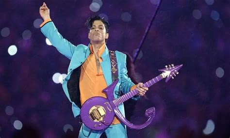 Prince Guitar Rig - One Legend's Unique Style