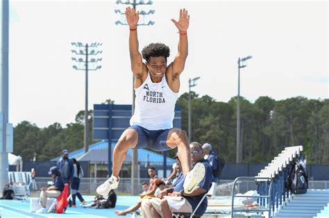 UNFPHOTOS | 2018-19 UNF TRACK and FIELD