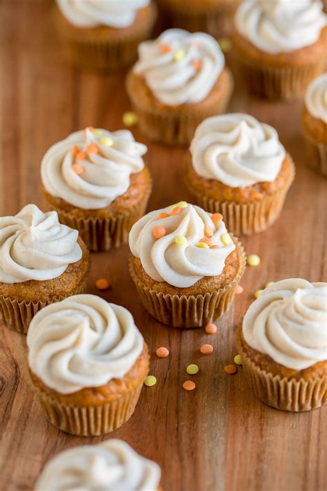 Mini Pumpkin Cupcakes with Cinnamon Cream Cheese Frosting