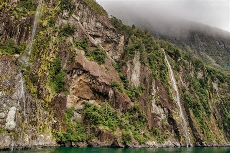 Premium Photo | The beautiful iconic milford sound in the fiordland national park