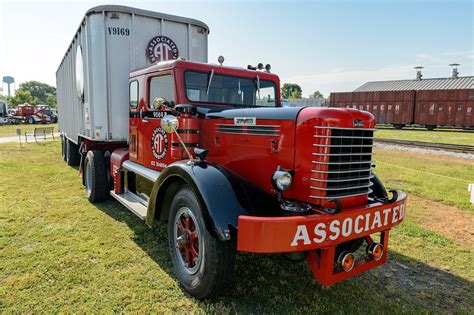 Bubba's Garage: Photos from the 2018 ATHS Truck Show