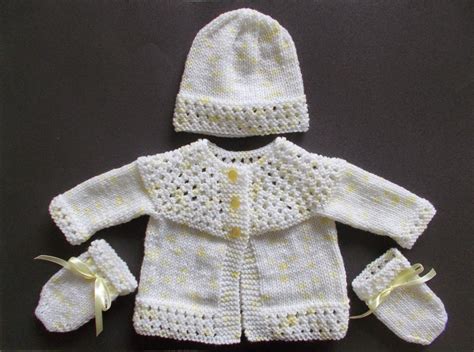 marianna's lazy daisy days: November 2014 | Baby cardigan knitting pattern free, Baby cardigan ...