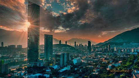 T.Op (304 m | 1,000 ft) Monterrey, Mexico : r/skyscrapers