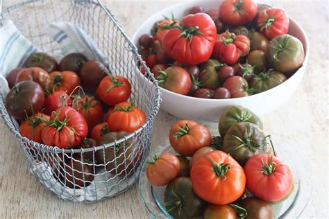 How To Grow Heirloom Tomatoes - Umbel Organics