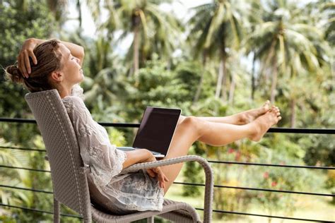 Why The Digital Nomad Lifestyle Is On The Rise