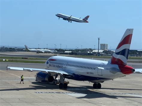 British Airways cancels 60 more flights as storm disruption continues | The Independent